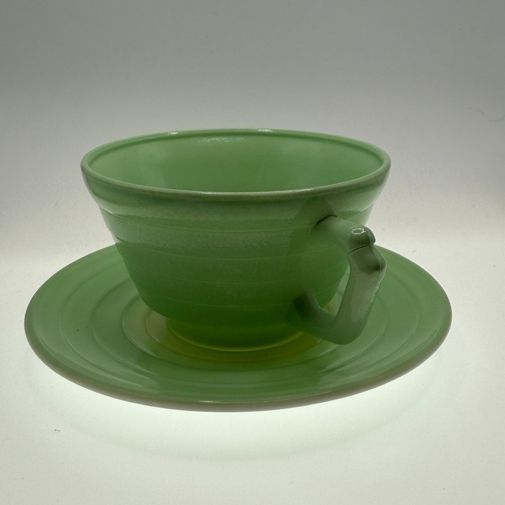 Hazel-Atlas Green Milk Glass Moderntone Cup and Saucer Set Vintage Art Deco - Picture 5 of 13